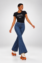 Load image into Gallery viewer, tees,tops,athleisure,fitnesswear,sportswear,streetwear
